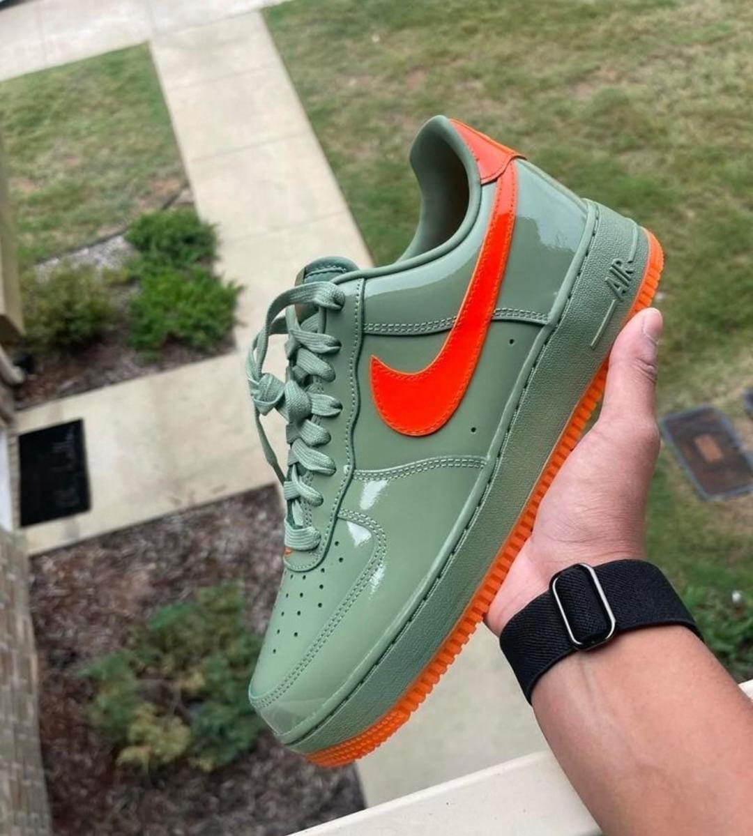 Nike Air Force 1