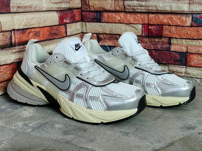 Nike V2K Run